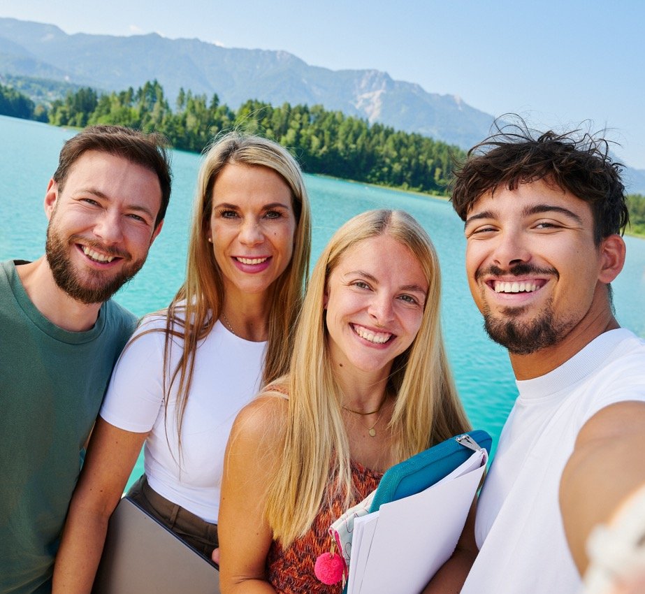 Business &amp; Management Students in Carinthia