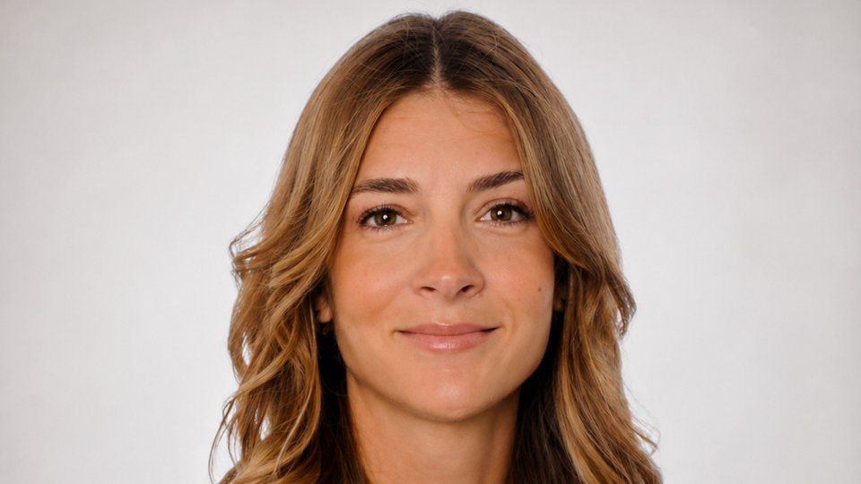 Miriam Steinwender, BA. Studentin im Masterstudium Public & Nonprofit-Management, Vertragsbedienstete im Bereich HR, Stadt Villach Miriam Steinwender, BA. Studentin im Masterstudium Public & Nonprofit-Management, Vertragsbedienstete im Bereich HR, Stadt Villach