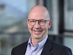 FH-Prof. Mag. Dr. Klaus Wettl, Studiengangsleitung FH-Prof. Mag. Dr. Klaus Wettl, Studiengangsleitung